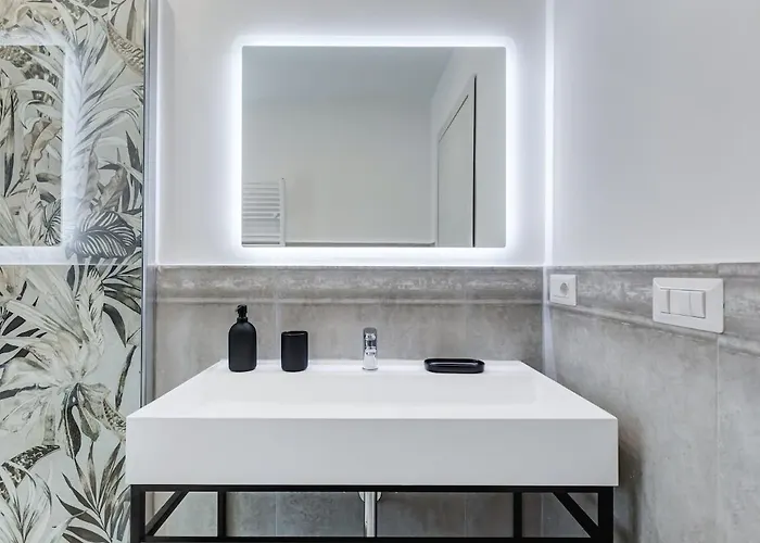 Apartment Vatican Modern 3br With Comfort & Space *